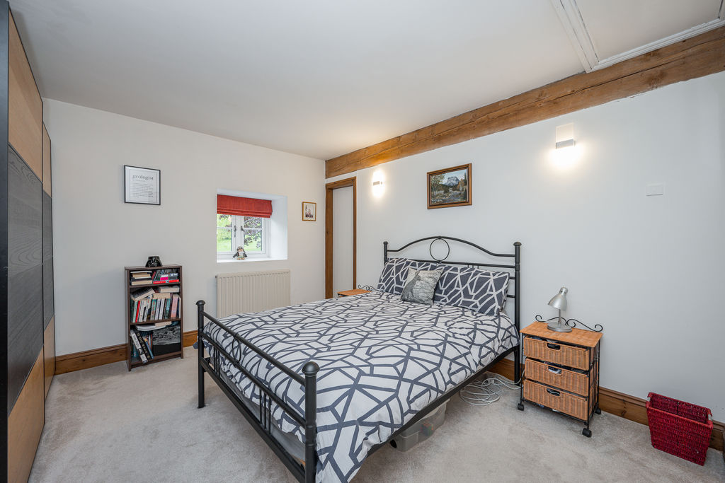 Bedroom- click for photo gallery